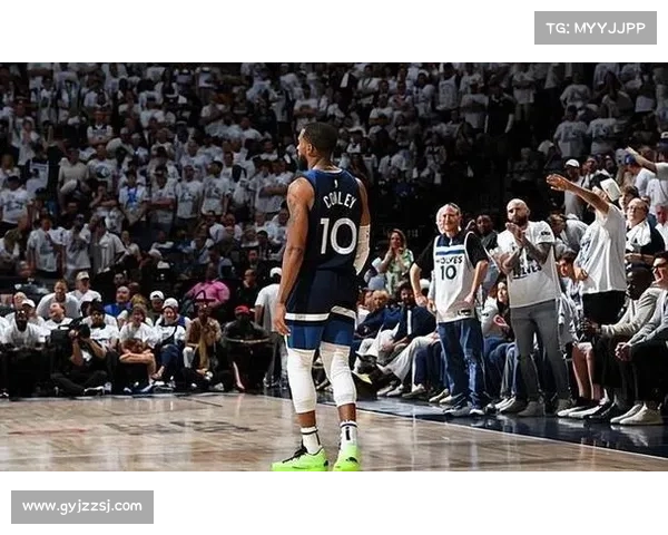 09:00视频直播NBA常规赛-明尼苏达森林狼VS金州勇士 09:00视频直播NBA常规赛-明尼苏达森林狼VS金州勇士