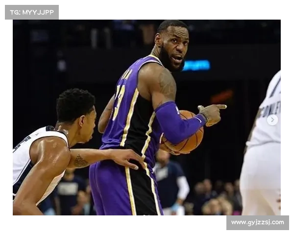 NBA球星的官方身高遇到同框对比:1米91的利拉德比1米83保罗还矮 NBA球星的官方身高遇到同框对比:1米91的利拉德比1米83保罗还矮