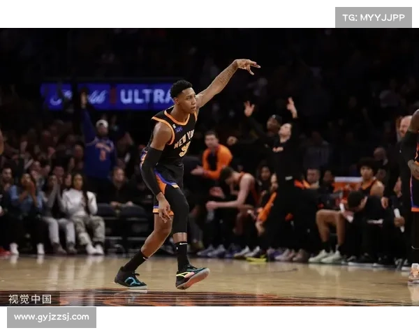 RJ-巴雷特半场14中7，三分5中2得到19分4篮板5助攻